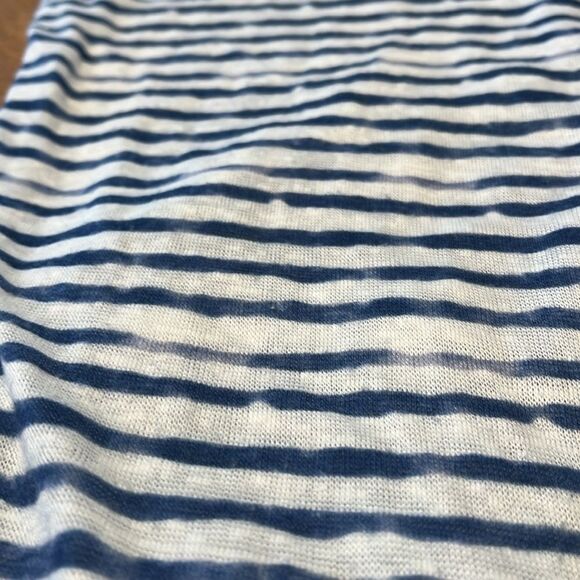 Beach Break Hooded Navy/ White Swim Cover - Picture 6 of 7